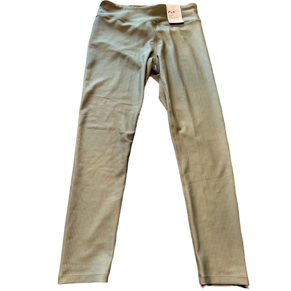 NWT flx leggings